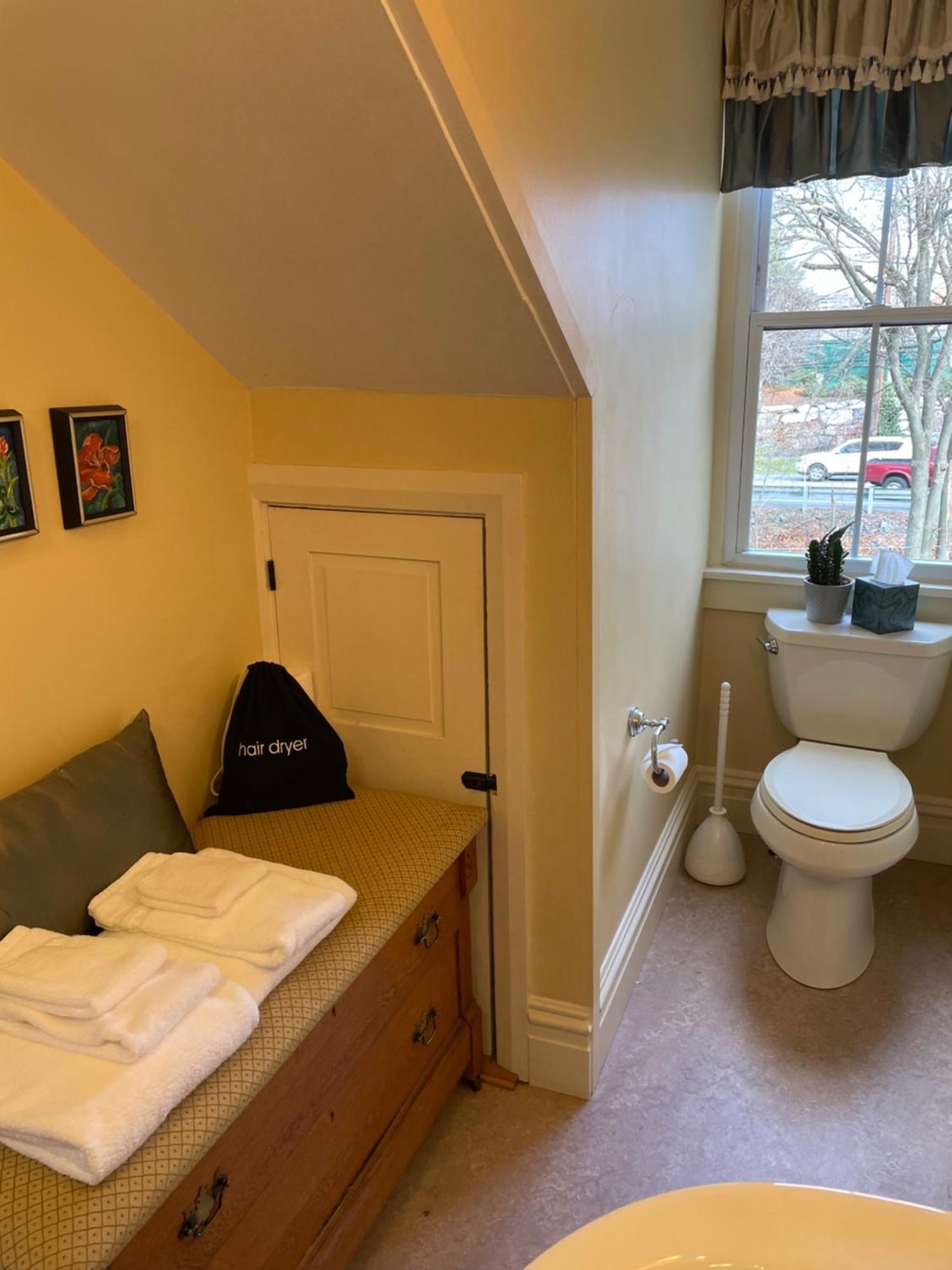 Hollinger House Bed & Breakfast Wabank